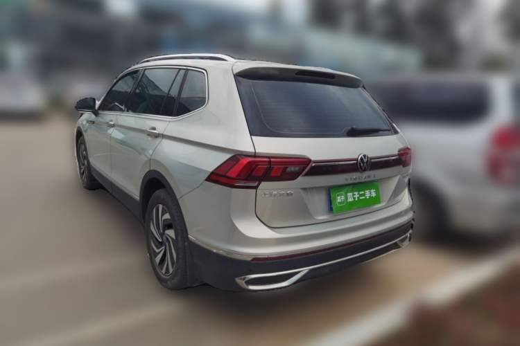 Used Volkswagen Tiguan L 2022 330TSI Automatic Two-Wheel Drive Smart Edition Exterior 2