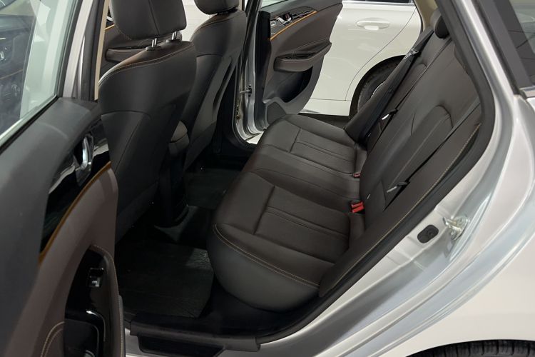 Used CHANGAN Eado DT 2018 1.6L Automatic Luxury Model
