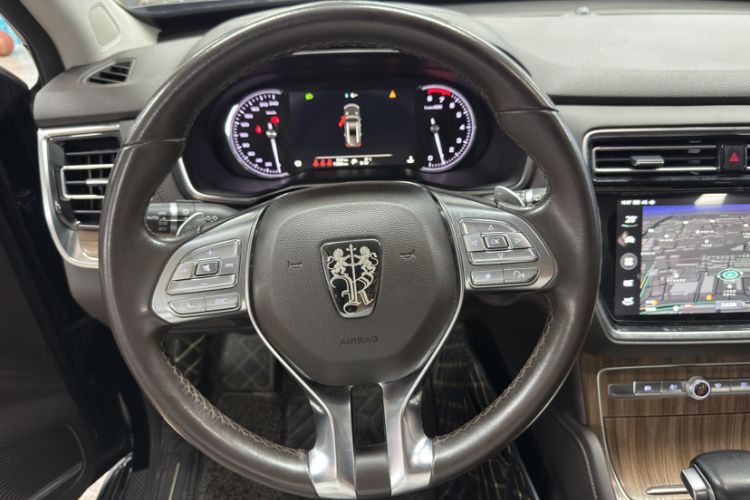 Used Roewe RX8 2018 30T Smart Connectivity Two-Wheel Drive Flagship Edition