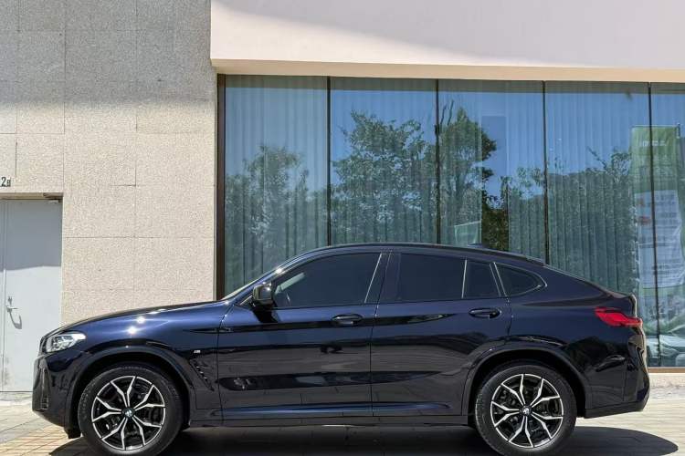 Used BMW X4 2022 xDrive 25i M Sport Package