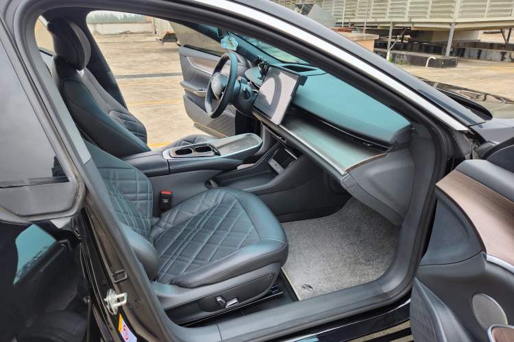 Used CHANGAN NEVO A07 2024 All-Electric "True Fragrance" Edition 515 Luxurious Model 58.9 kWh Interior 5