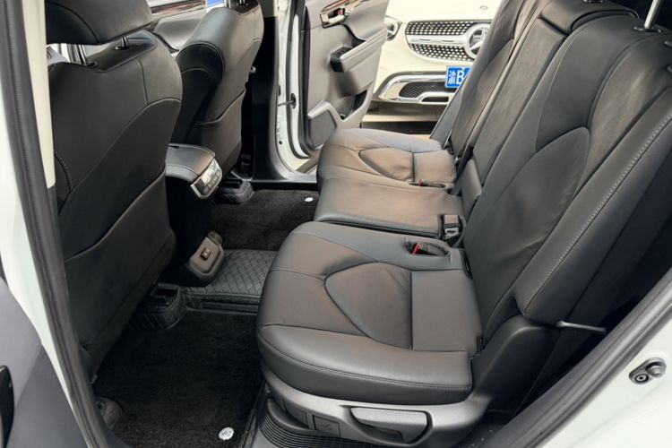 Used Toyota Highlander 2023 2.5L Smart Electric Hybrid Dual-Engine Four-Wheel Drive Prestige Version – 7 Seats
