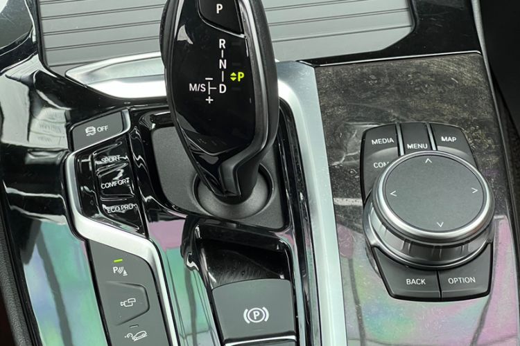 Used BMW X3 2020 xDrive30i Luxury Model with M Sport Package Interior 4