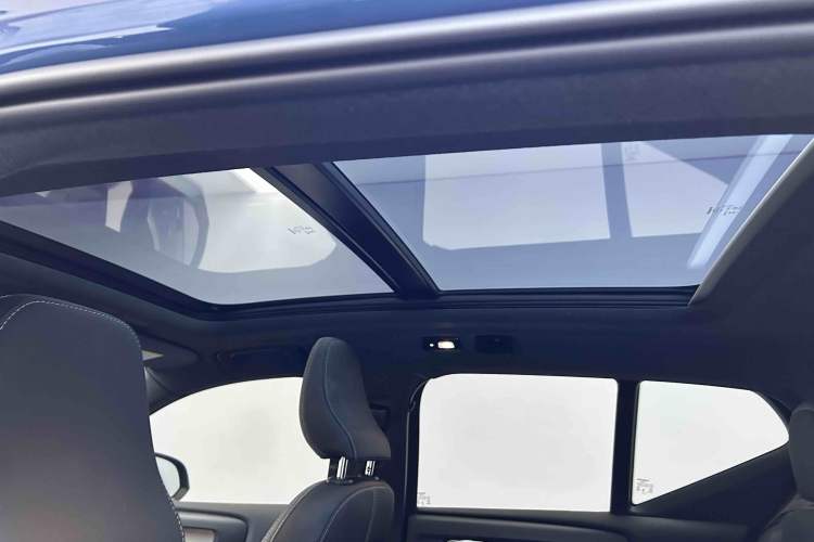 Used Volvo XC40 2023 B3 Zhiyuan Luxury Edition