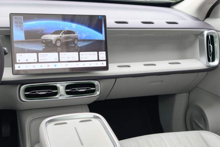 Used Leapmotor B10 2025 510 Joyful Edition
