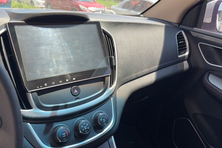 Used Baojun 560 2016 1.5T Manual Comfort Edition