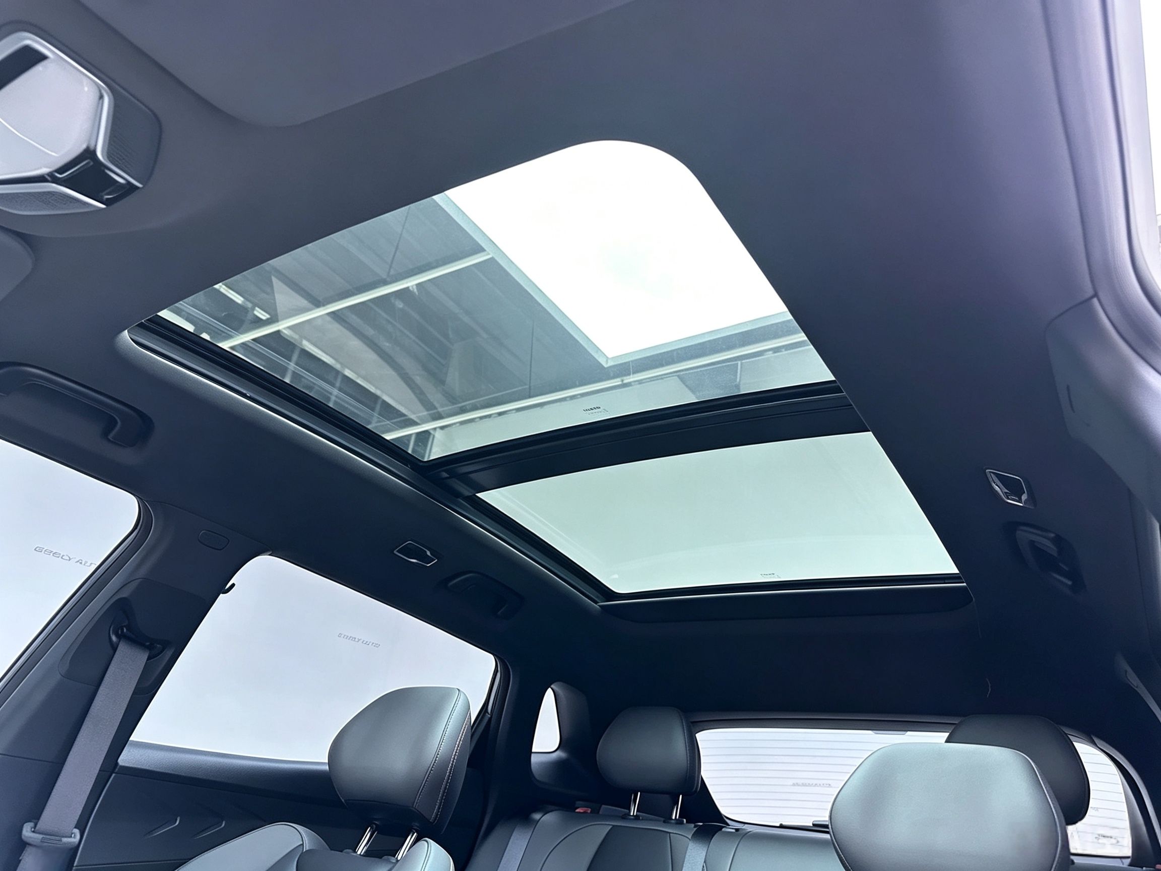 Geely Auto Emgrand X7 Sport 2023 Boyue COOL 1.5TD Smart Connect+ — снимка 12