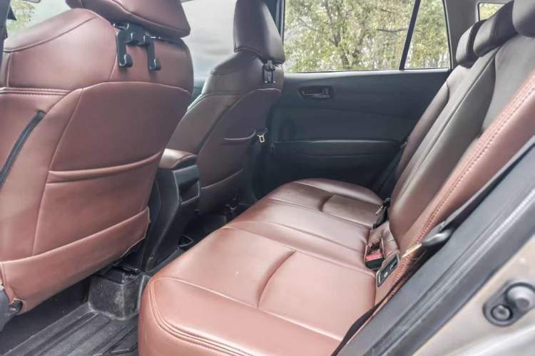 Used Toyota Corolla Cross 2022 2.0L Pioneer Edition Interior 3