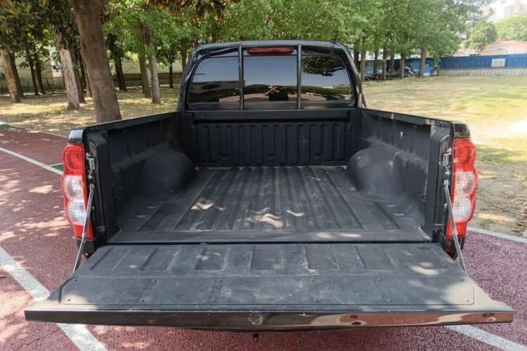 Used Great Wall Wingle 5 2021 1.5T Two-Wheel Drive "Dry Meal" Edition Value Model with a 1680mm Cargo Bed Equipped with GW4G15K Engine