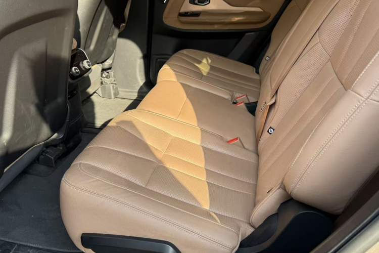 Used Nio ES8 2018 355 km Base Version 7-Seater Edition