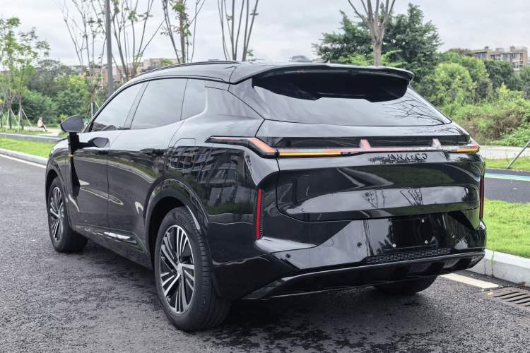 Used Lynk & Co 08 EM-P 2023 220km All-Wheel-Drive Performance Halo
