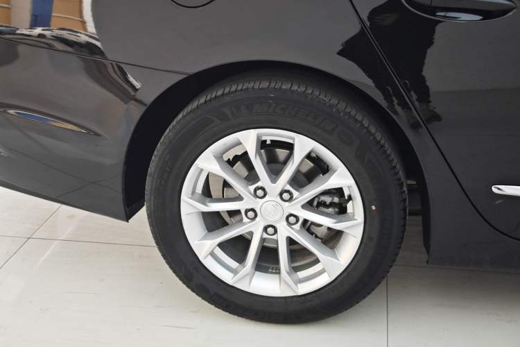 Used Buick LaCrosse 2021 552T Luxury Version
