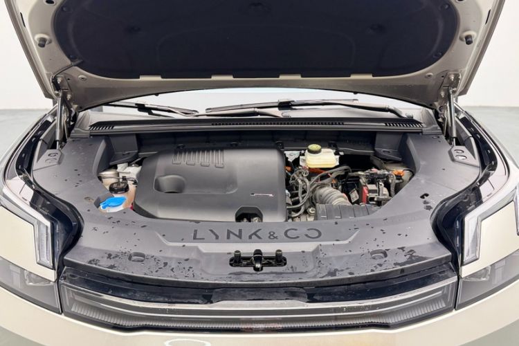 Used Lynk & Co 08 EM-P 2023 120km Long-Range Halo
