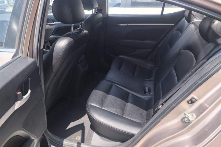 Used Hyundai Elantra (6th Generation / Lingdong) 2016 1.6L Automatic ZhiXuan – Elite Version