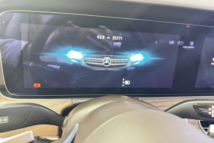 Used Mercedes-Benz E-Class 2023 Updated E 300 L Fashion Edition
