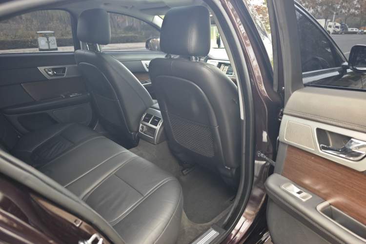 Used Jaguar XF 2013 XF 3.0 SC Prestige Edition