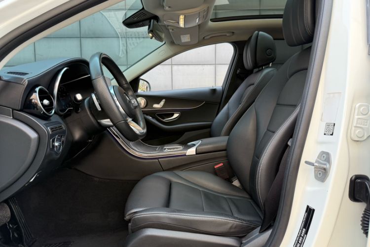 Used Mercedes-Benz C-Class 2021 C 200 L Fashion Edition Sport Version Interior 5