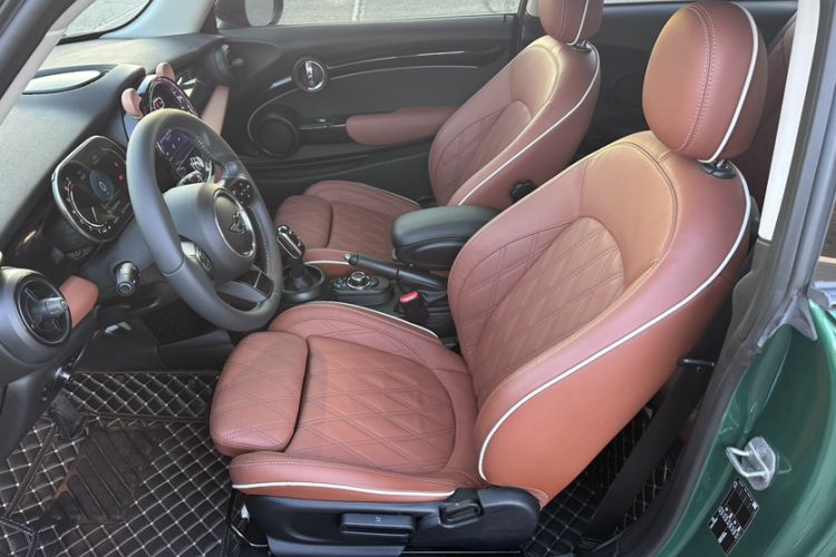 Used MINI MINI 2022 1.5T COOPER Artist