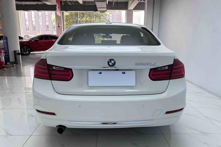 Used BMW 3 Series 2015 320Li Luxury Design Package Exterior 5