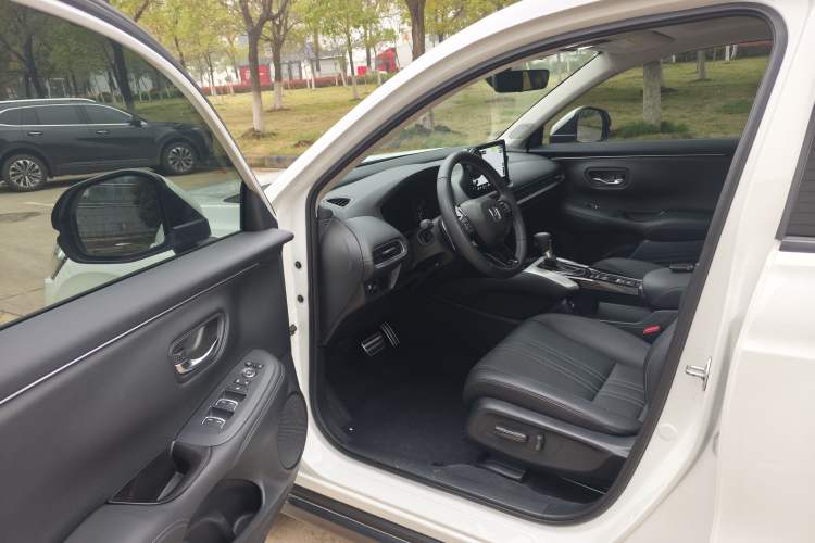 Used Honda HR-V 2023 240TURBO Prestige Edition