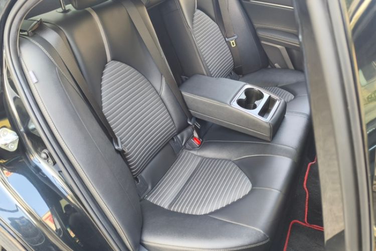 Used Toyota Camry 2022 2.5S Knight Edition
