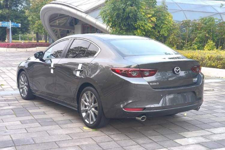 Used Mazda 3 Axela 2021 2.0L Automatic ZhiXuan Edition Exterior 5