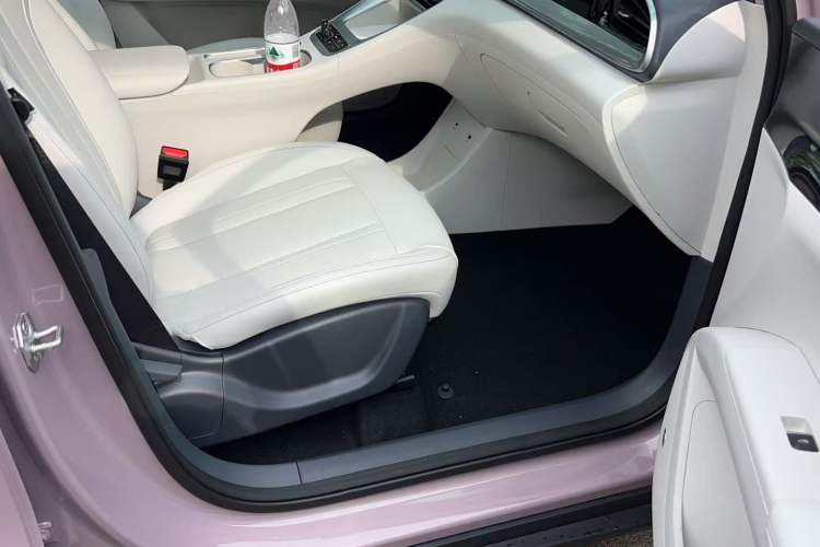 Used Geely Galaxy Geome 2026 Model 310km Youth Edition
