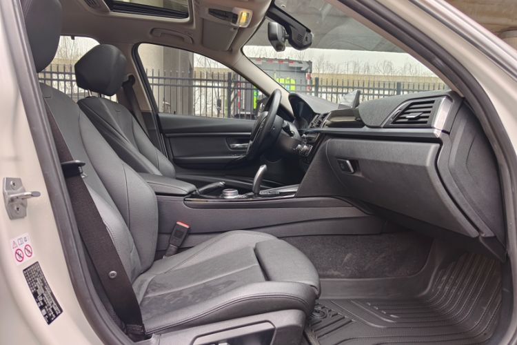 Used BMW 3 Series 2019 320Li Fashion Model
