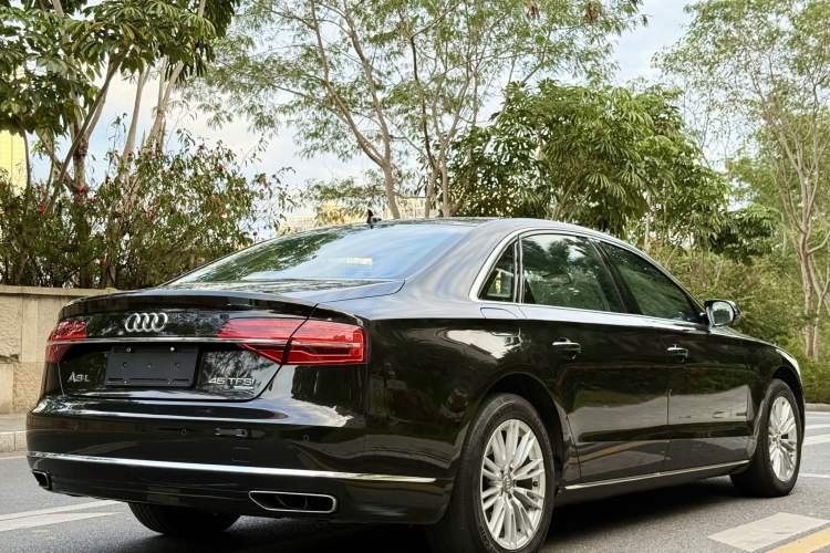 Used Audi A8 2014 A8L 45 TFSI quattro Comfort model