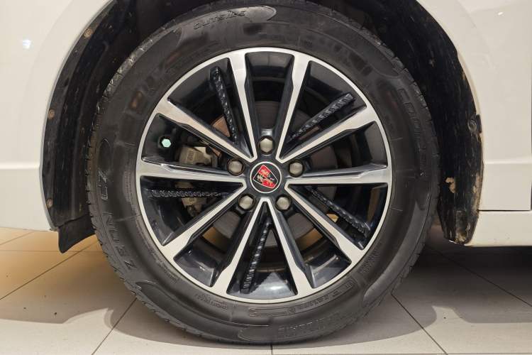 Used Roewe i5 2020 1.5L Automatic 4G Connect Luxury Flagship Edition Exterior 5