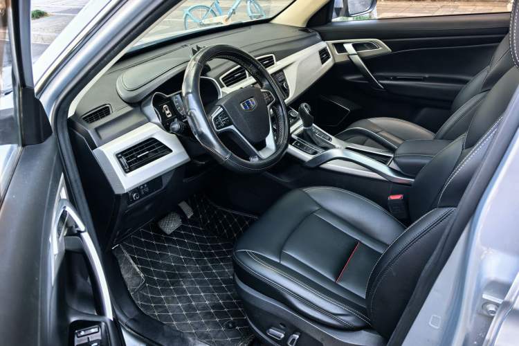 Used Geely Auto Emgrand X7 Sport 2018 1.8TD Automatic Two-Wheel Drive Zhiya Model