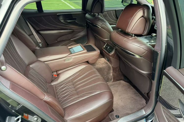 Used Lexus LS 2020 500h Luxury Edition China VI Standard
