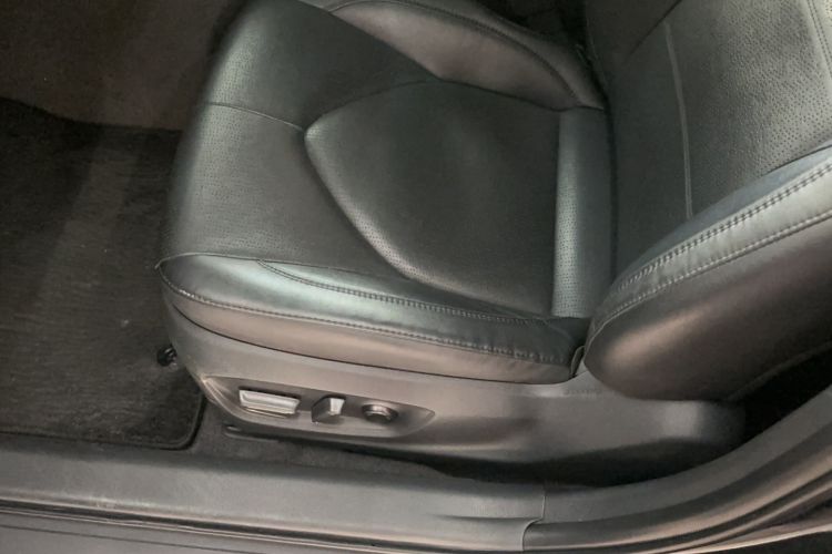 Used Toyota Avalon 2022 2.0L Luxury Edition
