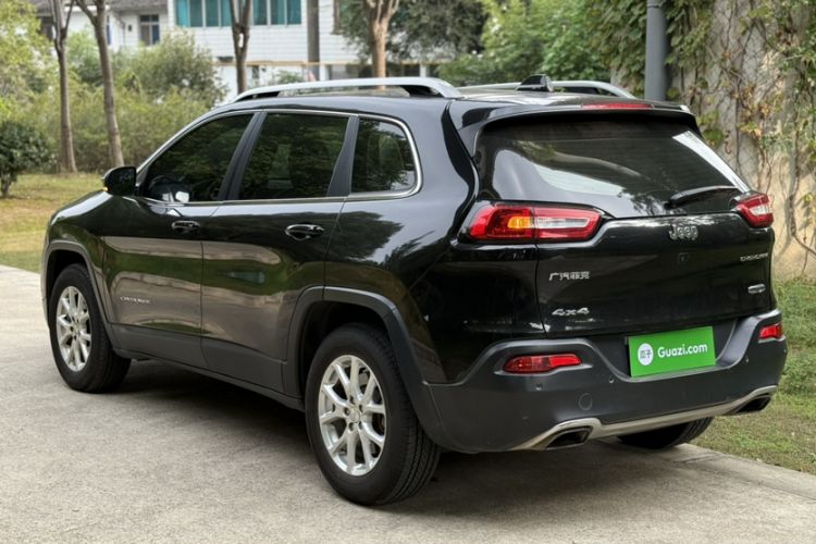 Used Jeep Cherokee 2016 2.4L Professional Smart Version