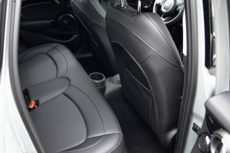 Used MINI 2022 Updated 2.0T COOPER S Classic Edition Five-Door Version Interior 6