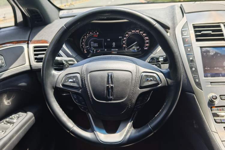 Used Lincoln MKZ 2020 2.0T Deluxe Edition