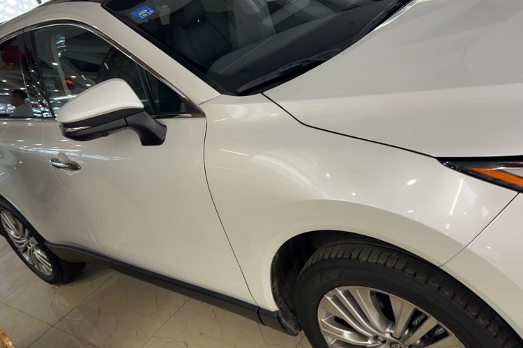 Used Toyota Harrier 2022 2.0L CVT Two-Wheel Drive Deluxe Edition