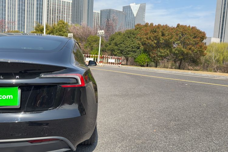 Used Tesla Model 3 2023 Rear-Wheel-Drive Version
