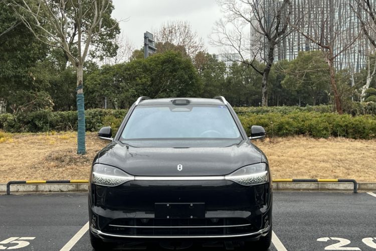 Used Hima AITO M9 2025 Extended-Range Ultra Version 52 kWh 6-Seater
