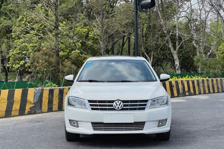 Used Volkswagen Gran Lavida 2013 1.6L Automatic Comfort Model Exterior 3