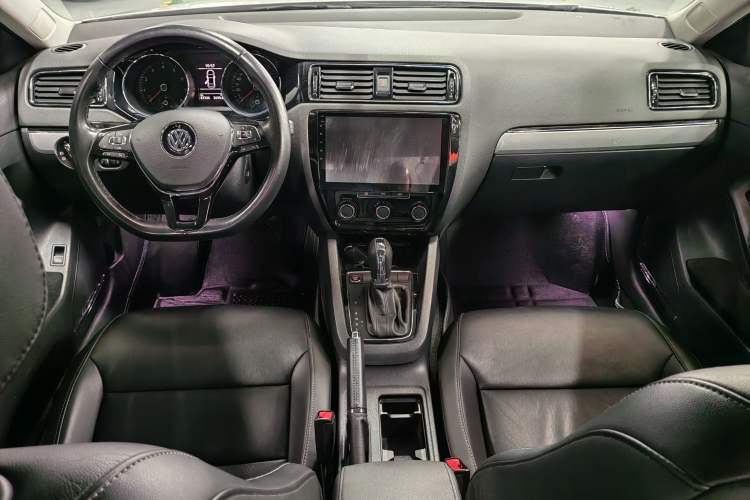 Used Volkswagen Sagitar 2018 280TSI DSG Comfort Model
