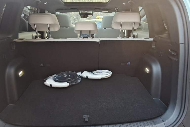 Used Formula Leopard Titanium 3 2025 501 km Range Rear-Wheel Drive Intelligent Driving Max Edition