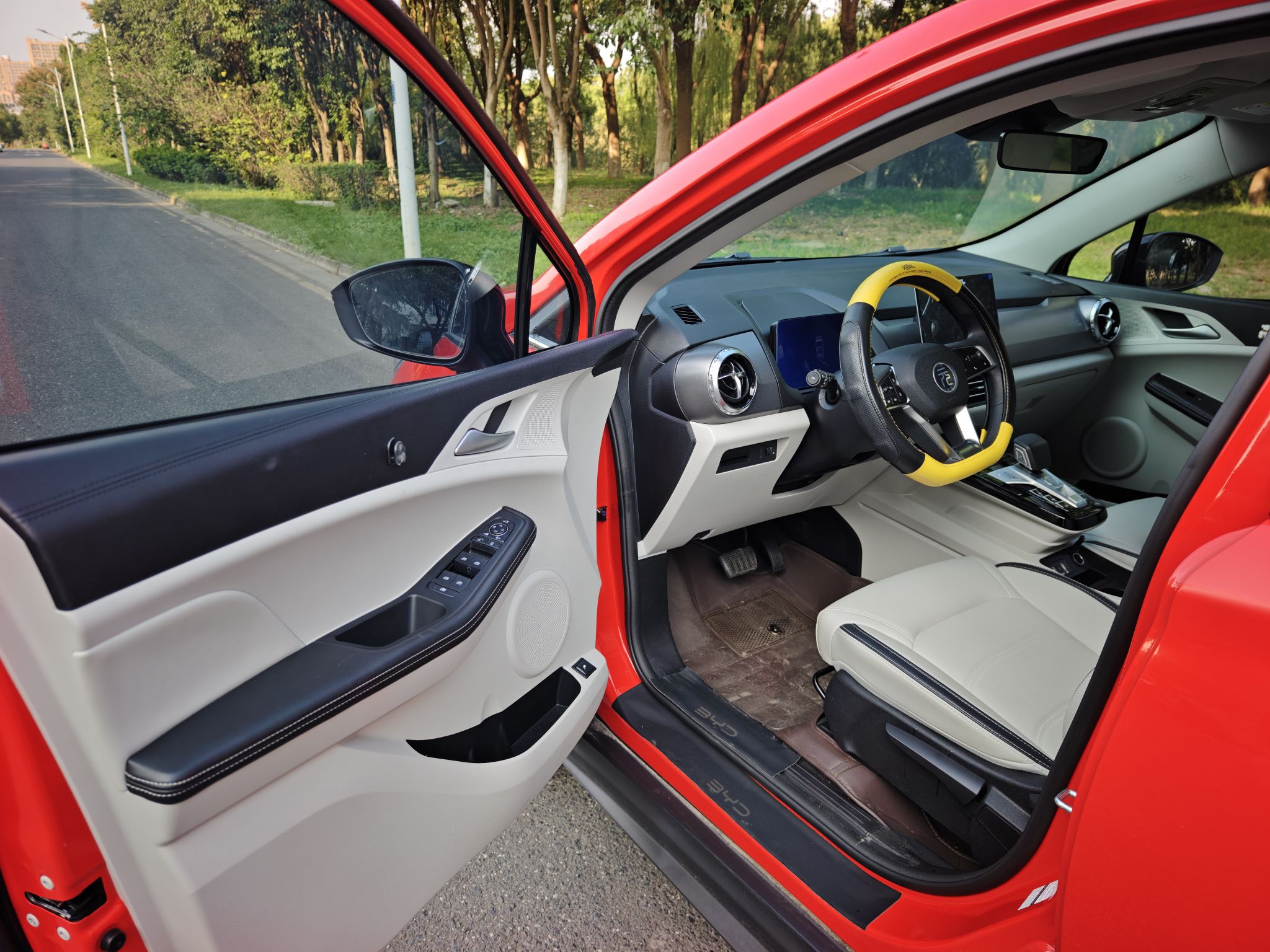 المقاعد الأمامية داخل السيارة