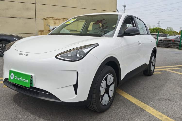 Used Geely Galaxy Geome 2025 410 km Free Version