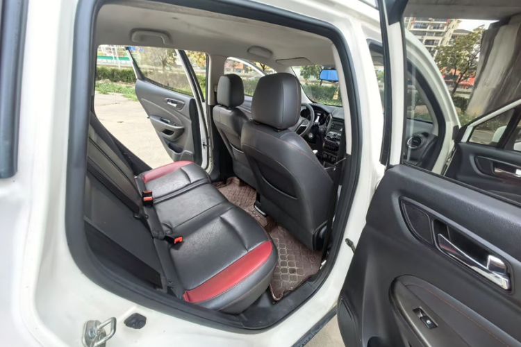 Used Changan CS15 2016 1.5L Manual Fashion Edition