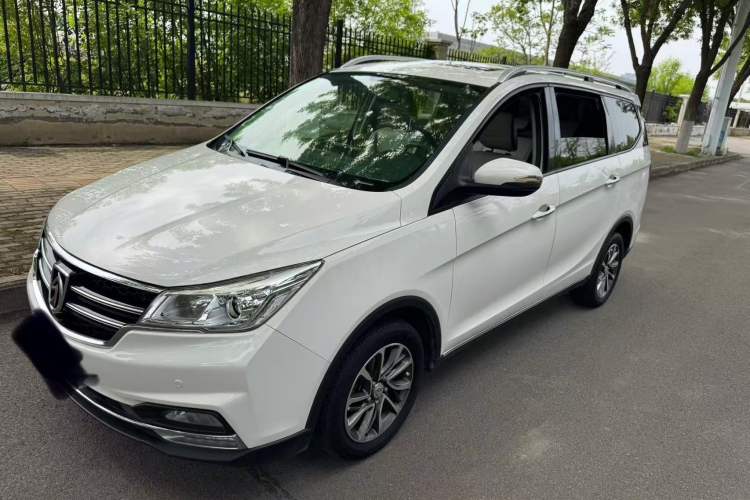 Used Baojun 730 2019 1.5T CVT Flagship Model 7 Seats China VI Emission Standard