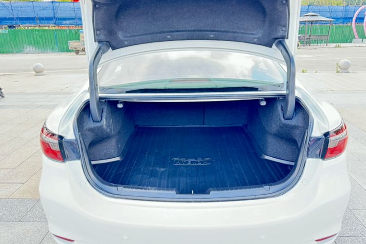 Used Mazda Atenza 2021 2.0L Blue Sky Luxury Edition