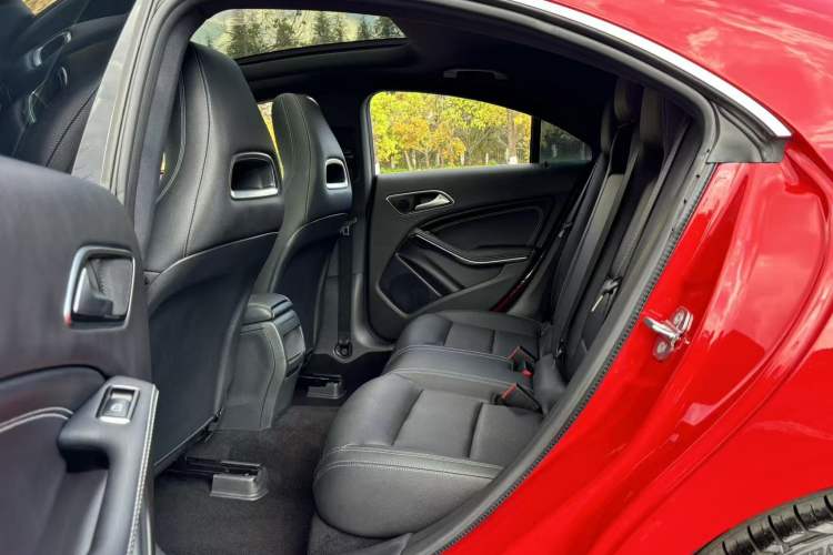 Used Mercedes-Benz CLA 2018 CLA 200 Sport Edition Interior 4