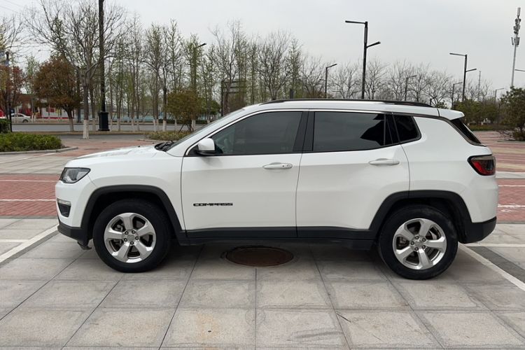 Used Jeep Compass 2017 200T Automatic Family Edition