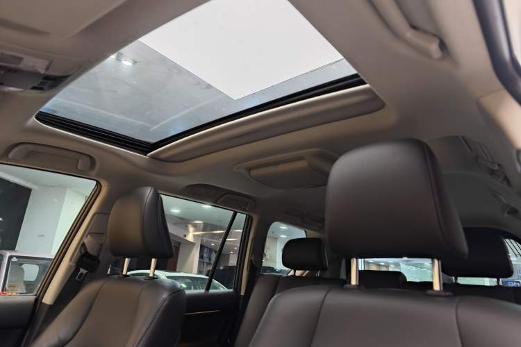 Used Toyota Prado 2016 3.5L Automatic TX-L NAVI
